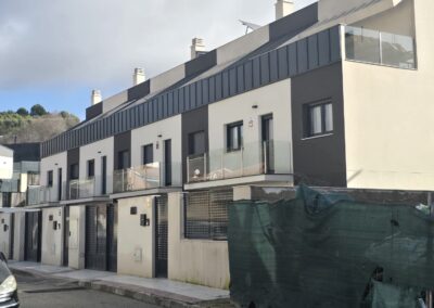 Urbanización Chalets adosados obra nueva en Morata de Tajuña